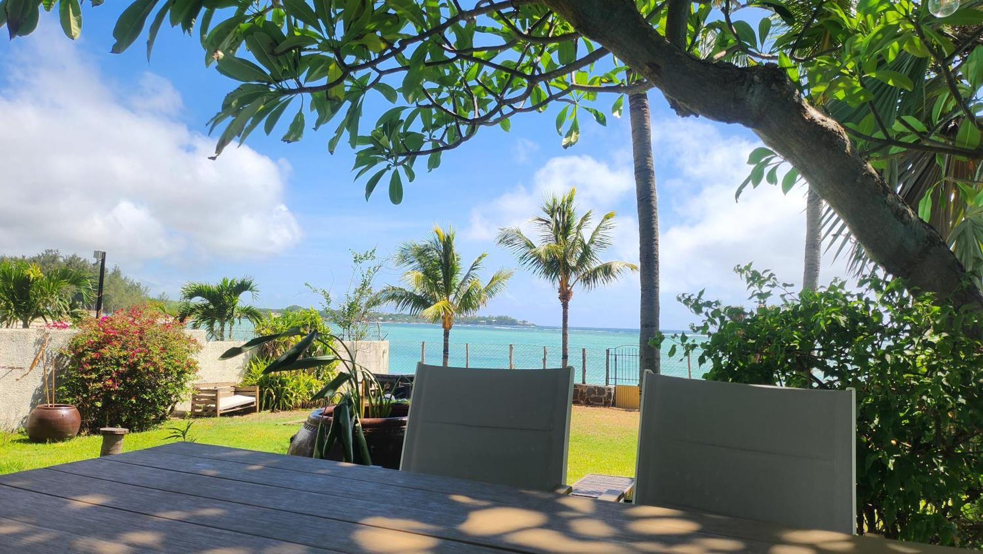 البيون La Maison De La Plage - Guest House المظهر الخارجي الصورة